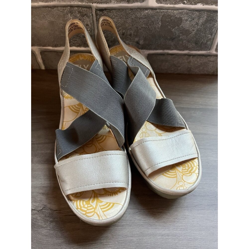 Fly London Yaji Womens Size 39 US 8.5 Wedge Sandals Shoes Silver Gray Stretch
